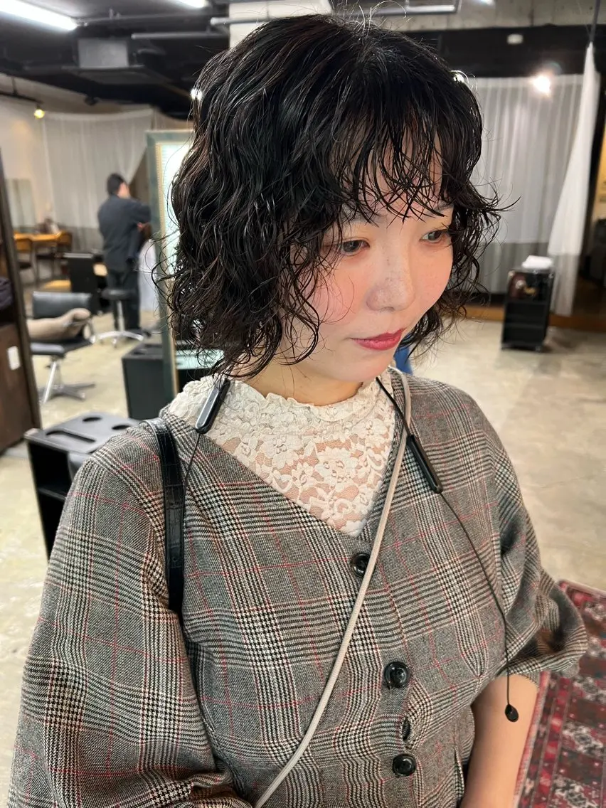 ショート パーマ ウルフカット 🌈ケアブリーチ🌈 おぐまなつきのヘアスタイル