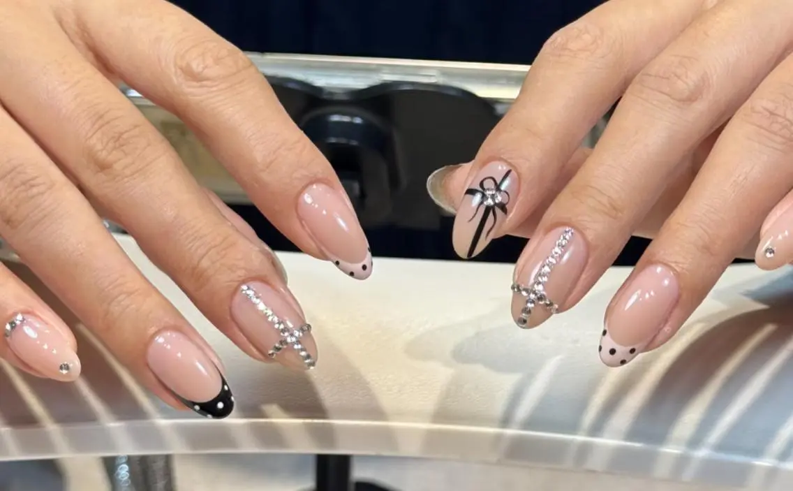 ネイル ハンドネイル 🎀 NaNa_nailのネイルデザイン