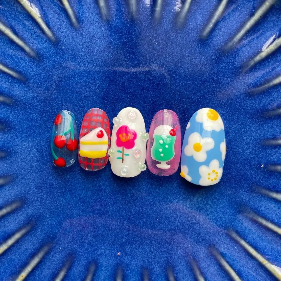 ネイル ハンドネイル Nail ヌシん家 AKANEのネイルデザイン