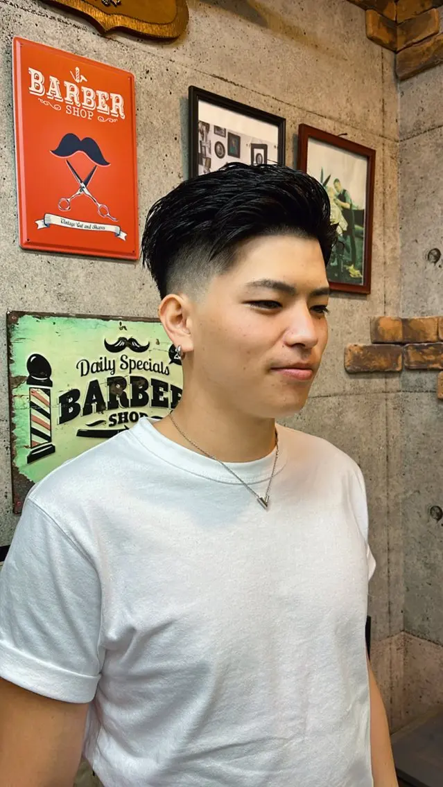 ショート メンズ 飯島 悠輝のヘアスタイル