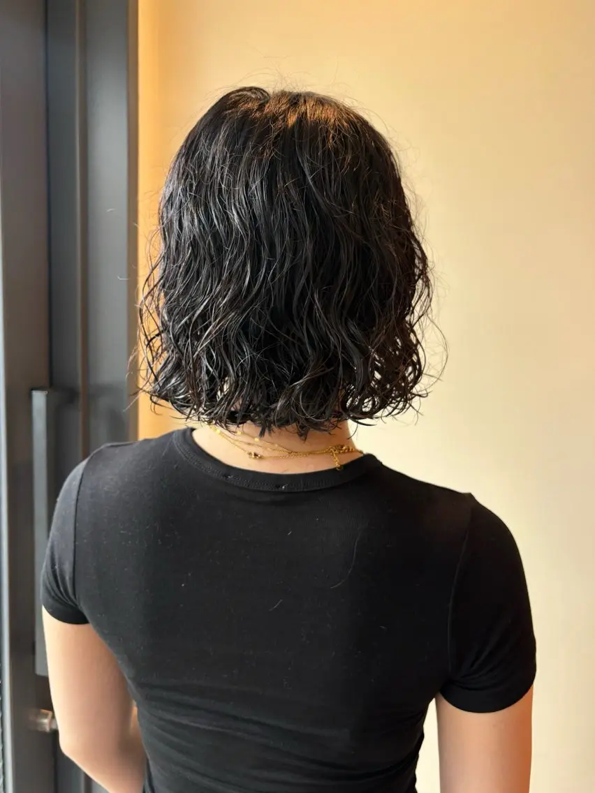 ショート パーマ カット パーマ satsuki 暖色・ブラウンカラーのヘアスタイル