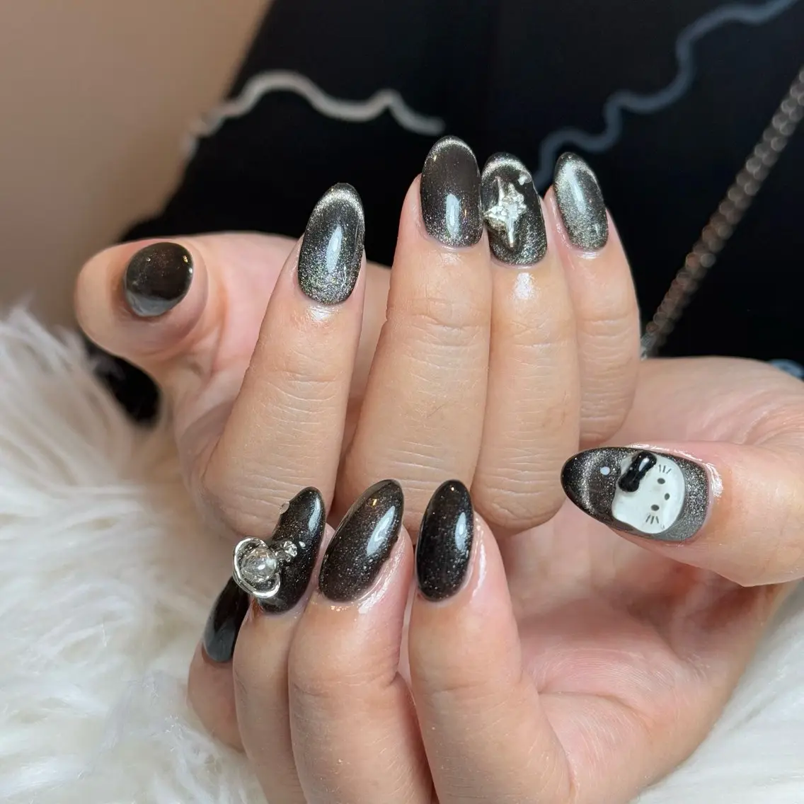 ネイル チークネイル フレンチネイル グラデーション キラキラネイル 韓国ネイル ハンドネイル Risa_ Nailのネイルデザイン