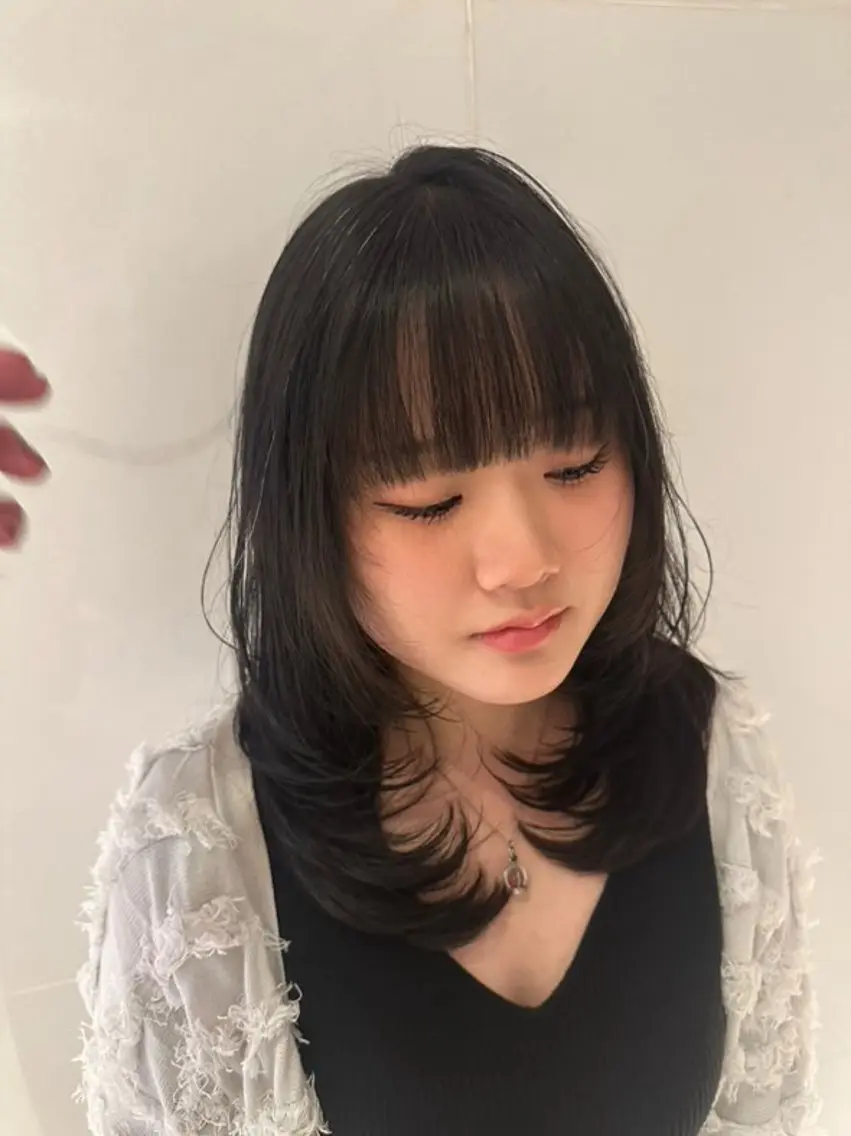セミロング ハッシュカット ハイレイヤー 韓国風ヘア レイヤーカット カット Yuta✂︎ 韓国レイヤー🪽のヘアスタイル