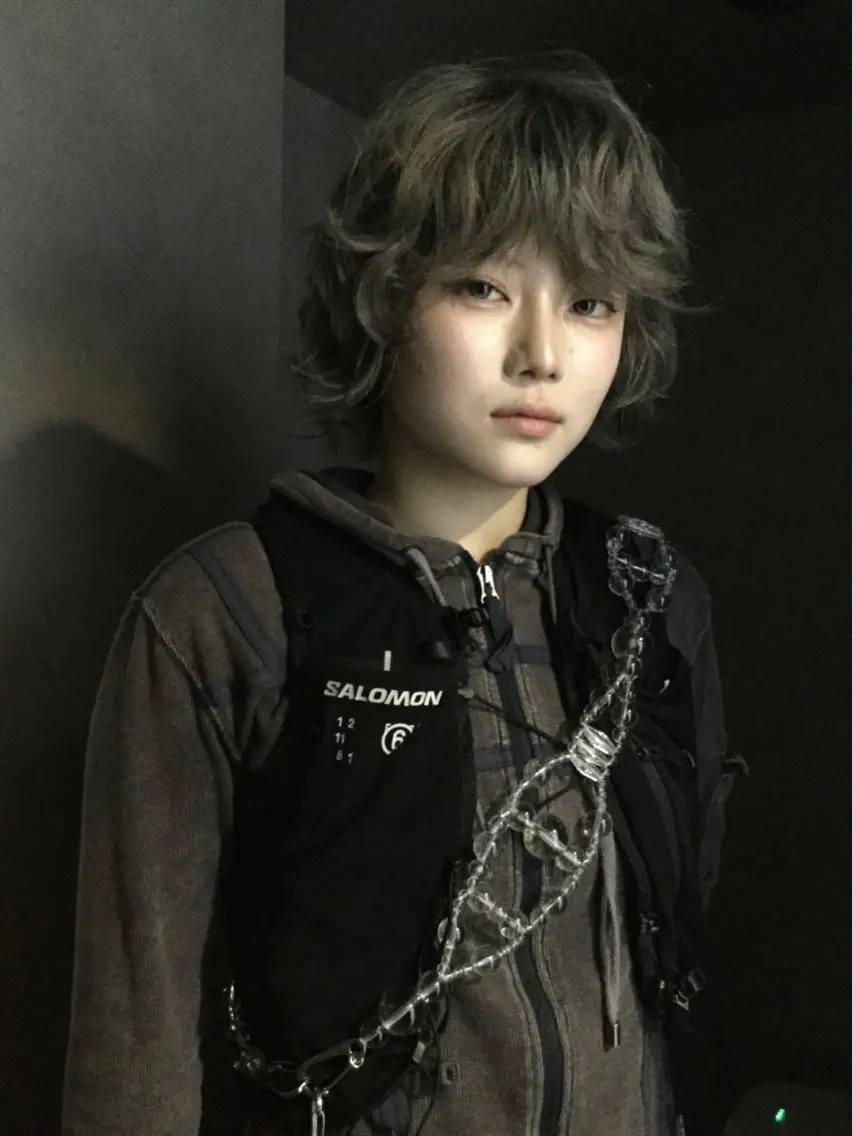 ショート カラー ヘアアレンジ ヘアカラー toyohara momokaのヘアスタイル