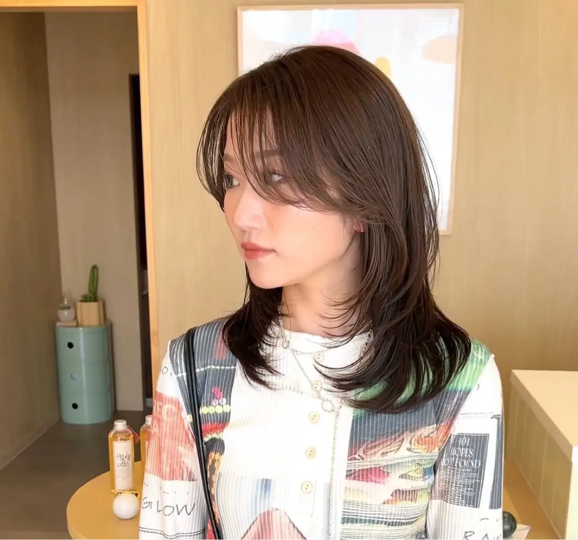 カット(レイヤーカット希望のお客様)の写真