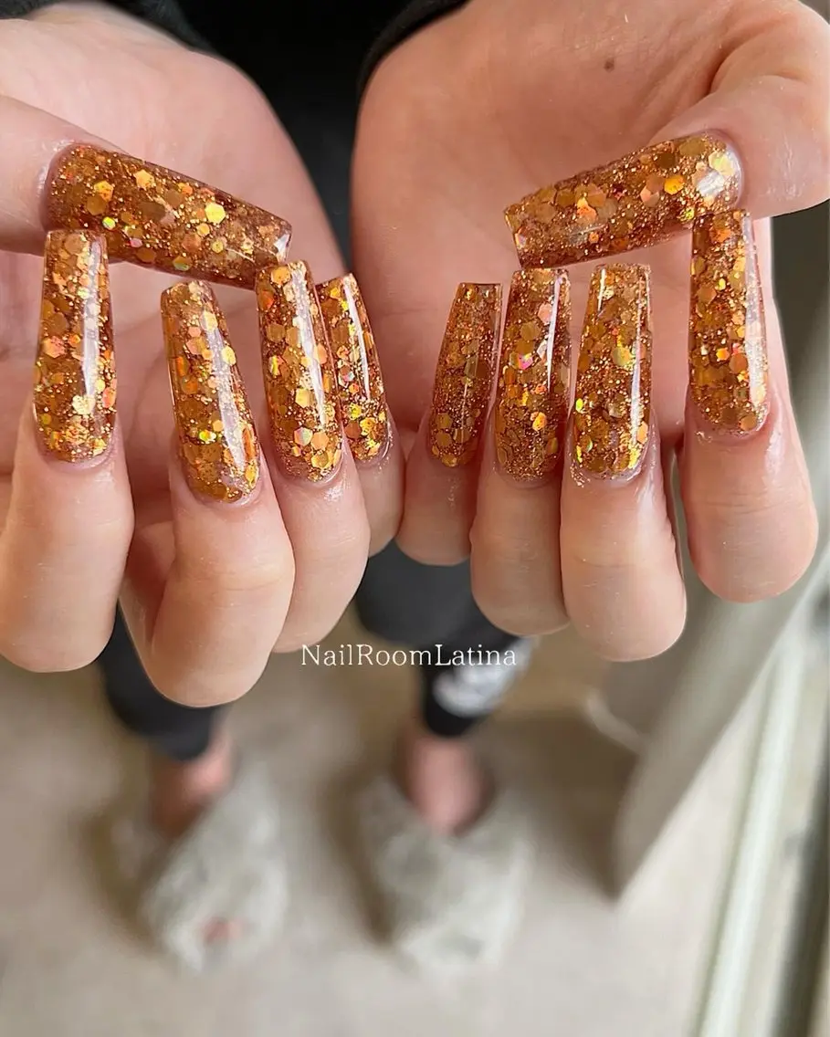 ネイル ハート ロングネイル ✾ NailRoom Latina🌻💓のネイルデザイン