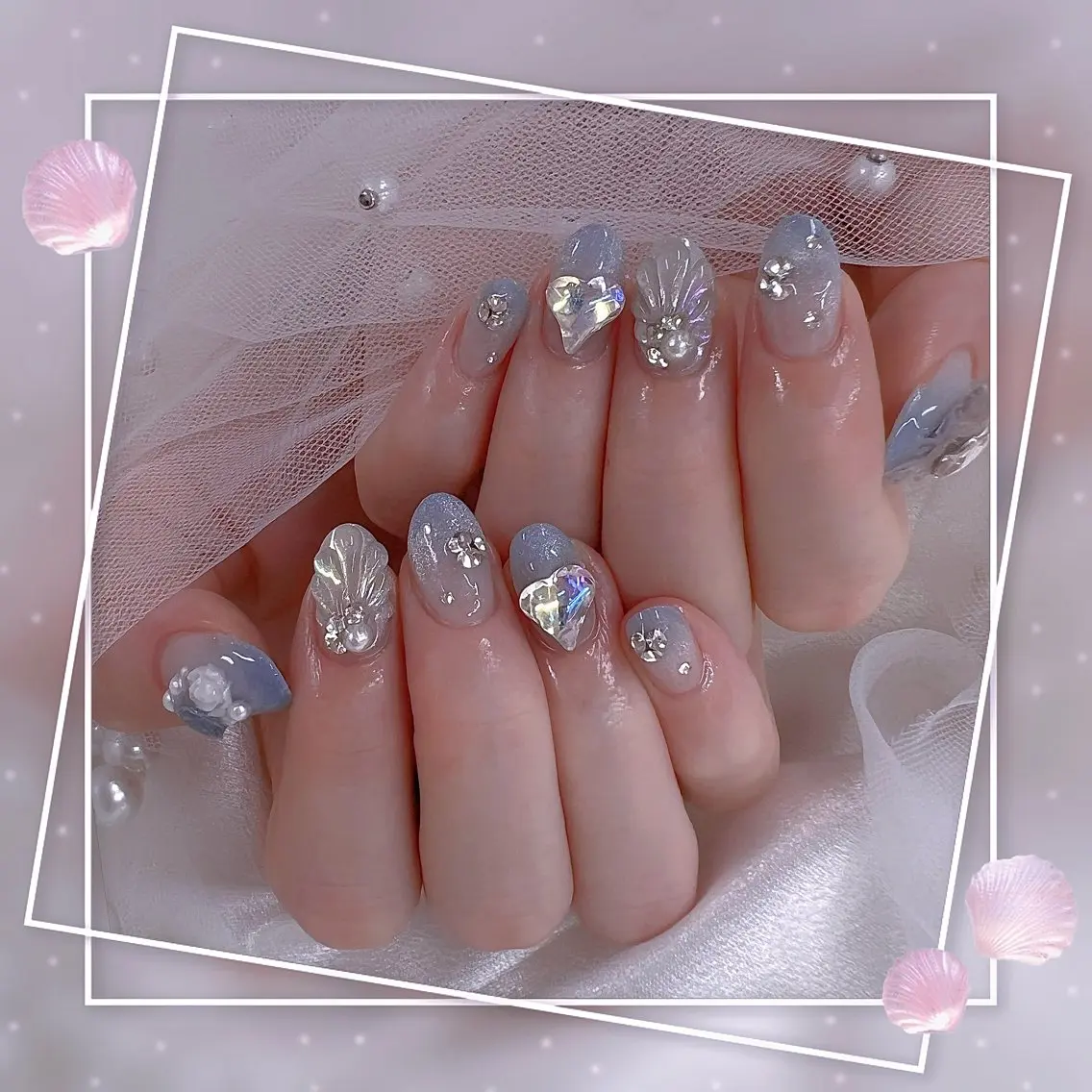 ネイル フレンチネイル グラデーション キラキラネイル 韓国ネイル マグネットネイル ハンドネイル Chill Nailsalonのネイルデザイン