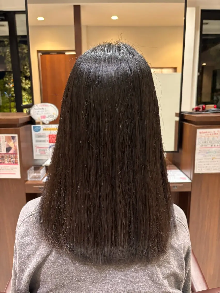 セミロング 縮毛矯正 🫧ナチュラル矯正 /カラー🫧あやりのヘアスタイル
