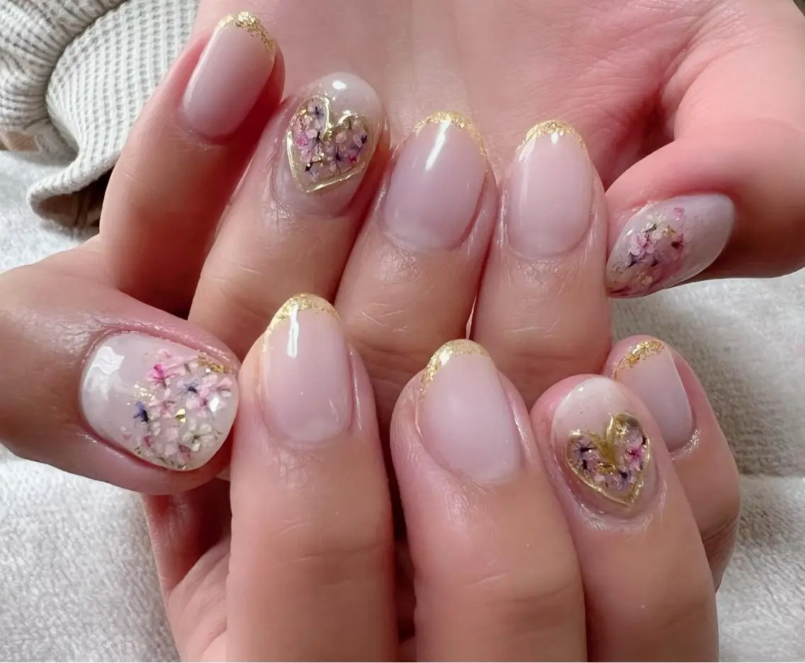 ネイル t. yoshizawaのネイルデザイン