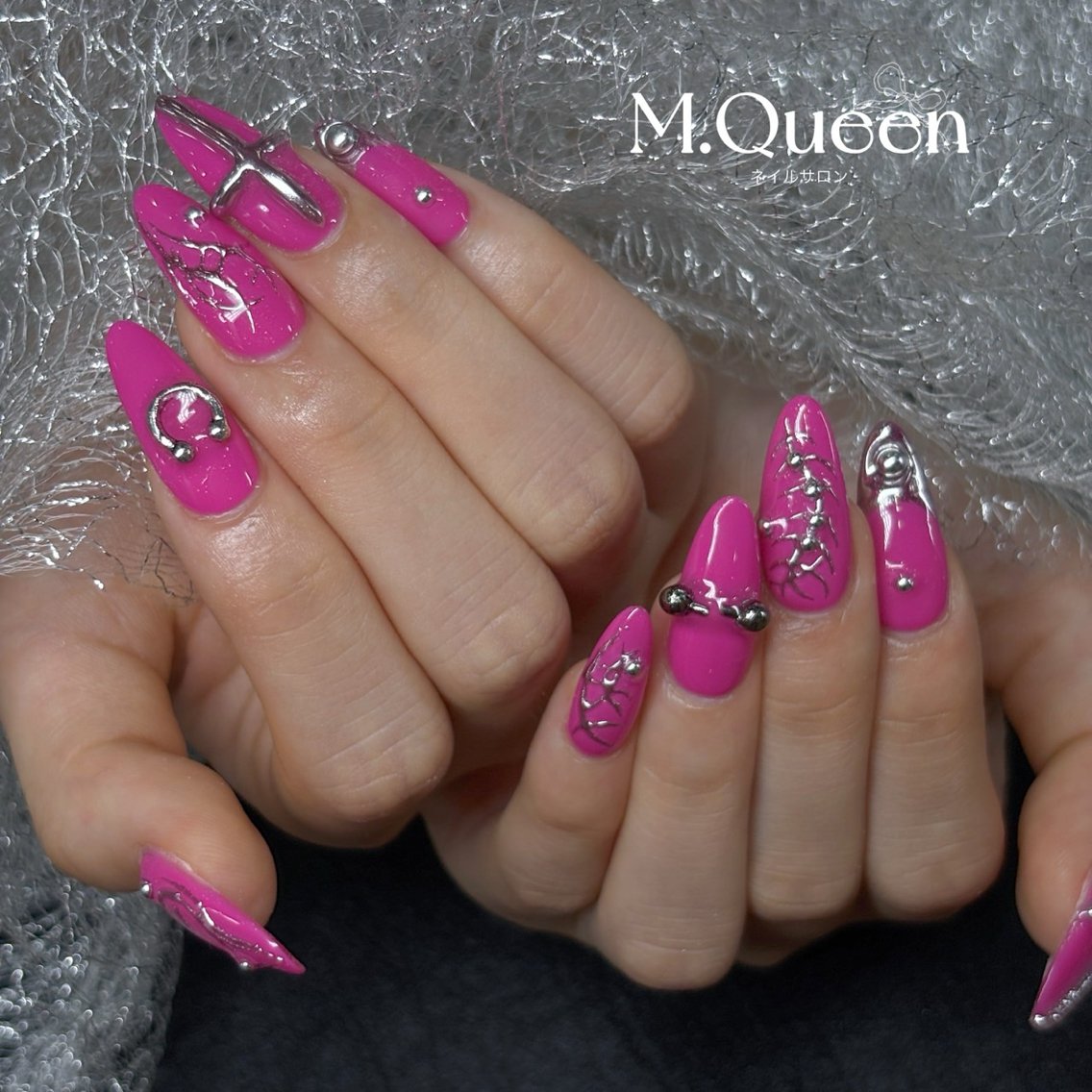 ネイル M.Queenネイル サロン天神今泉店のネイルデザイン