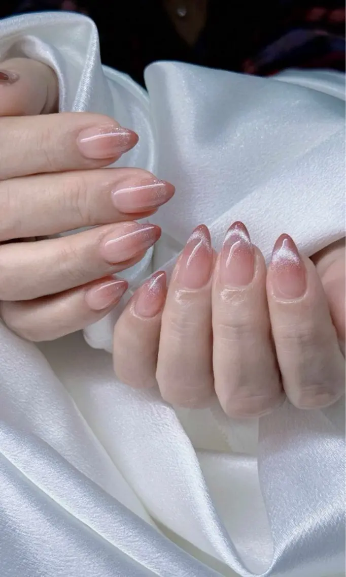 ネイル オーロラネイル ブルー チークネイル フットネイル フレンチネイル ハンドネイル GIN NAILのネイルデザイン