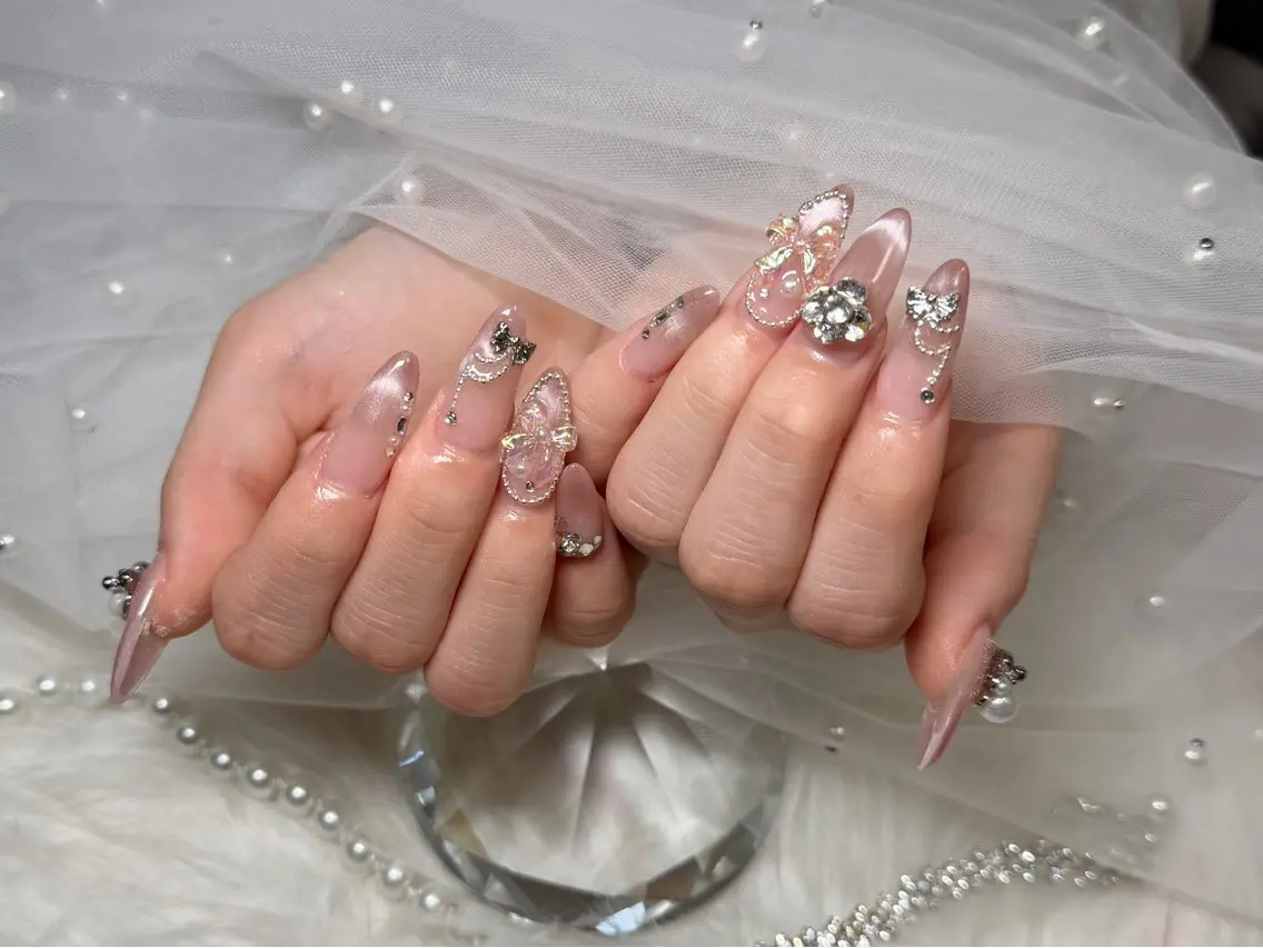 ネイル ハンドネイル nailsalon Refletのネイルデザイン
