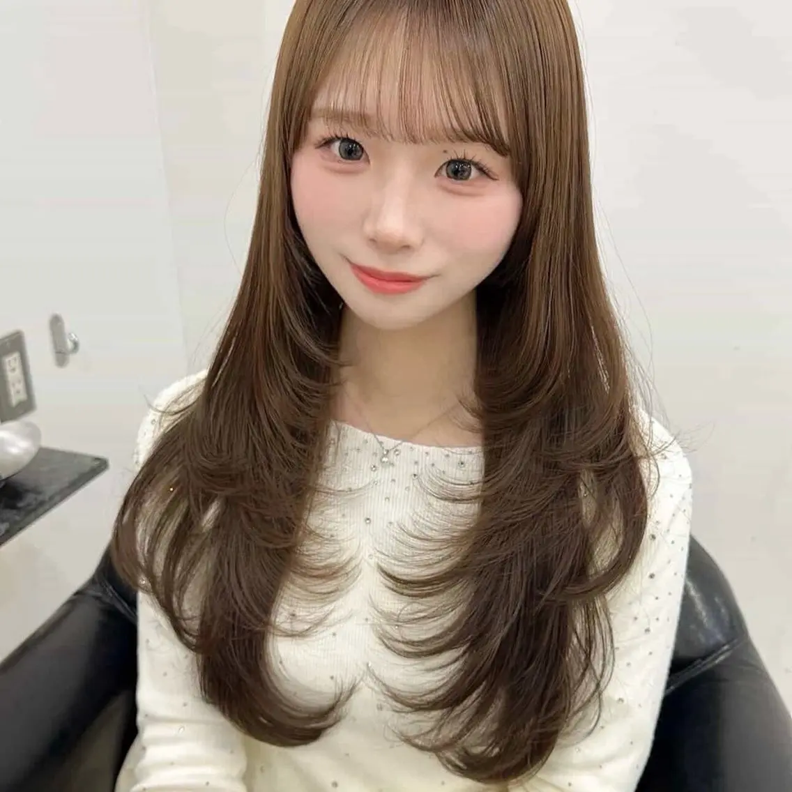 ロング DEAN JECYのヘアスタイル