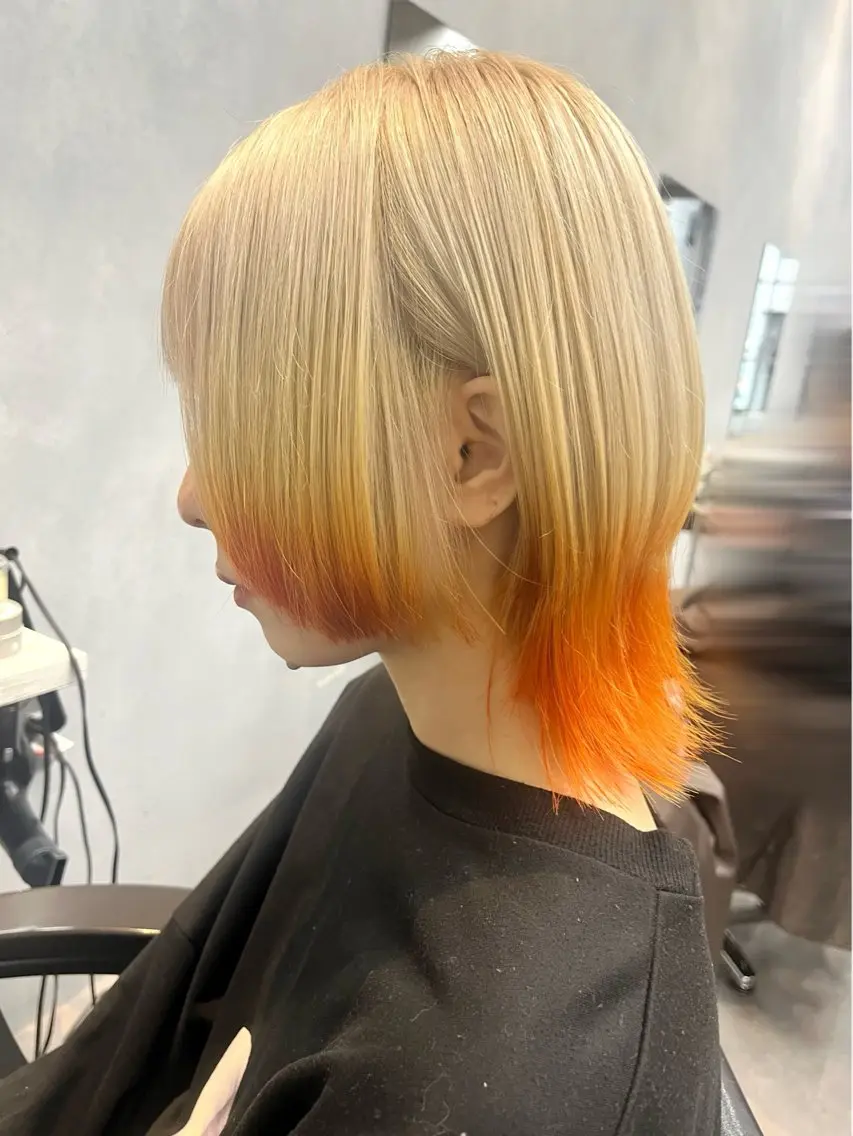 ミディアム カラー デザインカラー カット ヘアカラー 🎀♥️推しカラー tomoka💜🍭のヘアスタイル