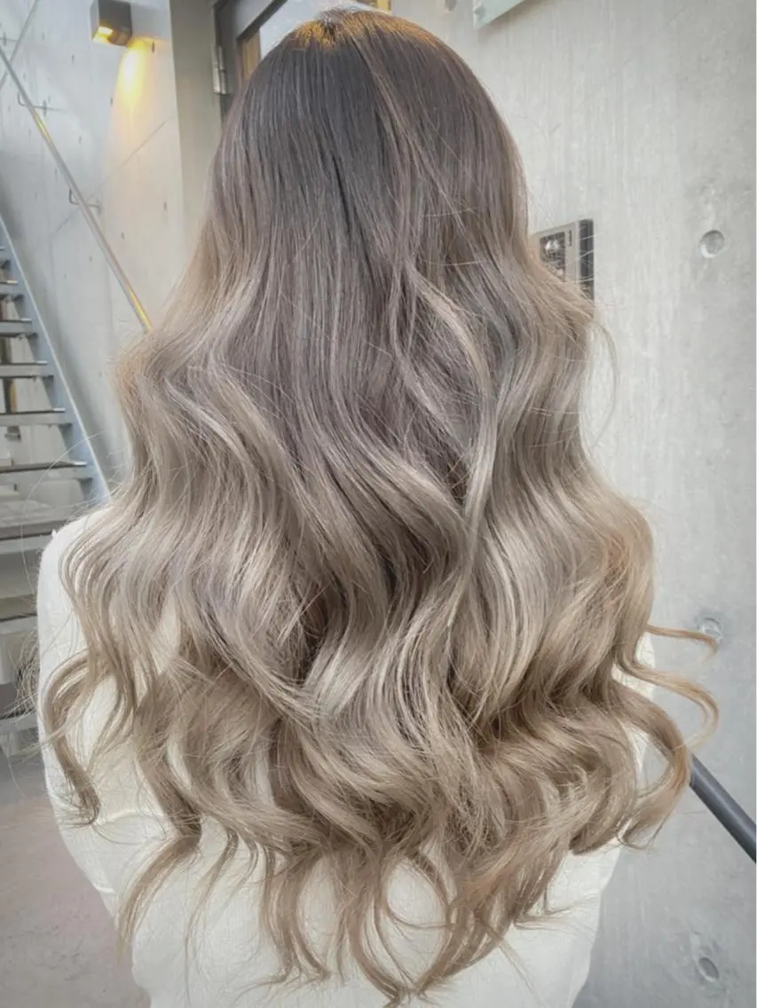 新規✨カット&ケアブリーチWカラーorハイライトorグラデーション、バレイヤージュ& 5stepトリートメント#韓国ヘアの写真