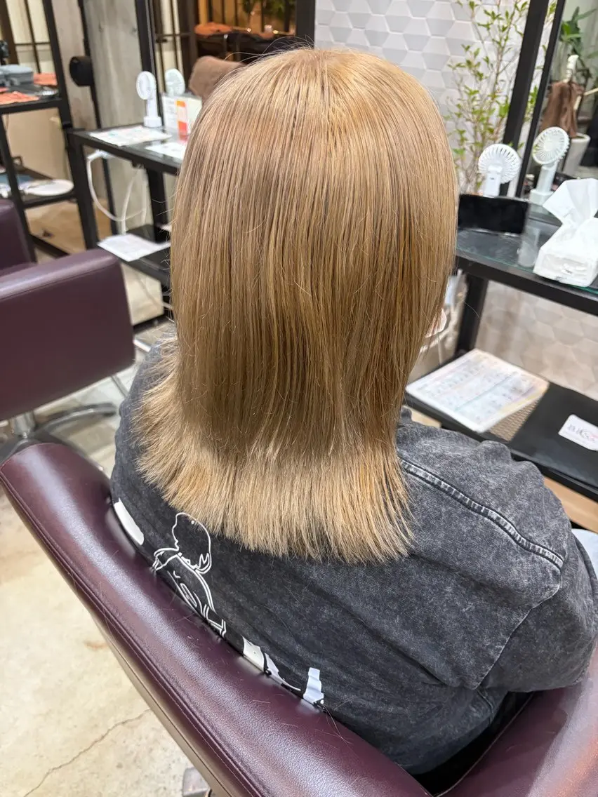 ミディアム カラー ヘアカラー 東 公桂のヘアスタイル
