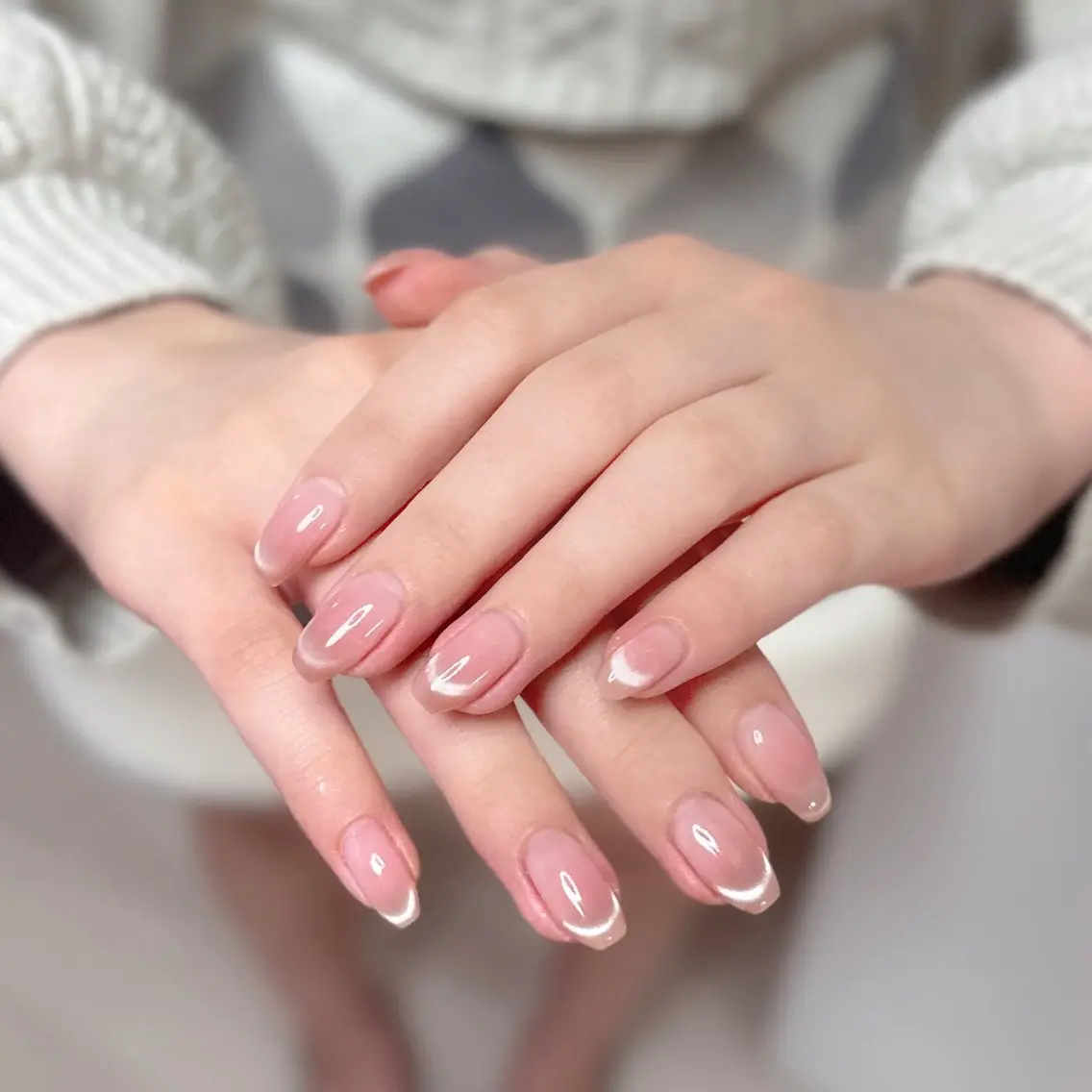 ネイル アートネイル オーロラネイル チークネイル フレンチネイル ガラスフレンチ 🎀YooLi Nail salonのネイルデザイン