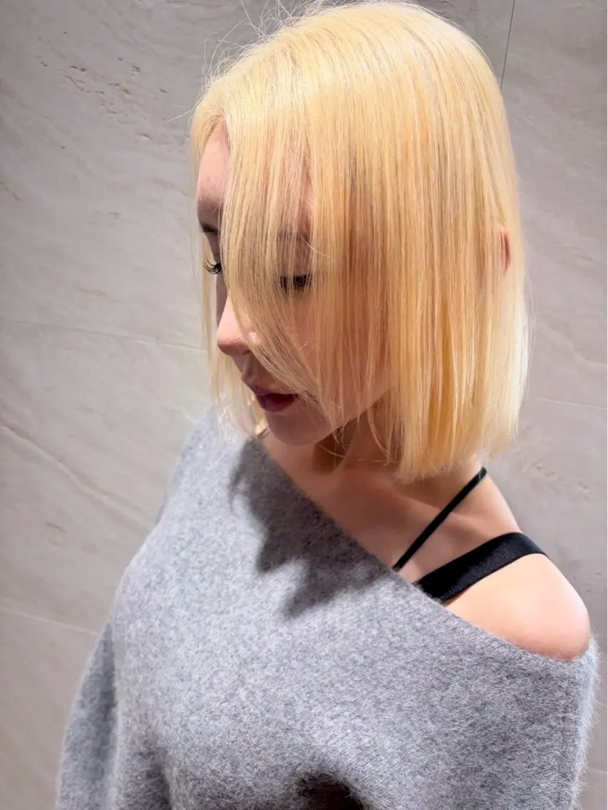 ミディアム カラー 抜きっぱなしブロンド ブロンド wool TOKYO けいごのヘアスタイル