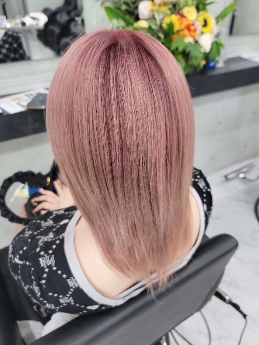 セミロング カラー ベージュカラー ブリーチ 透明感カラー ハイトーンカラー ピンクカラー カット ヘアカラー ❇️安達 優心❇️ レイヤー/艶髪特化のヘアスタイル