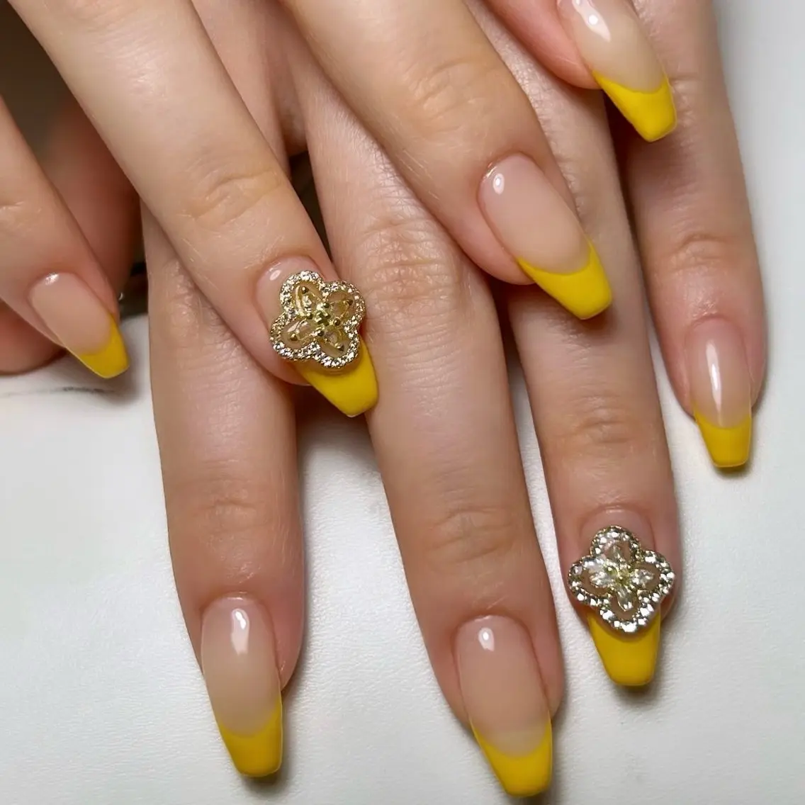 ネイル ハンドネイル RYAURA NAILのネイルデザイン