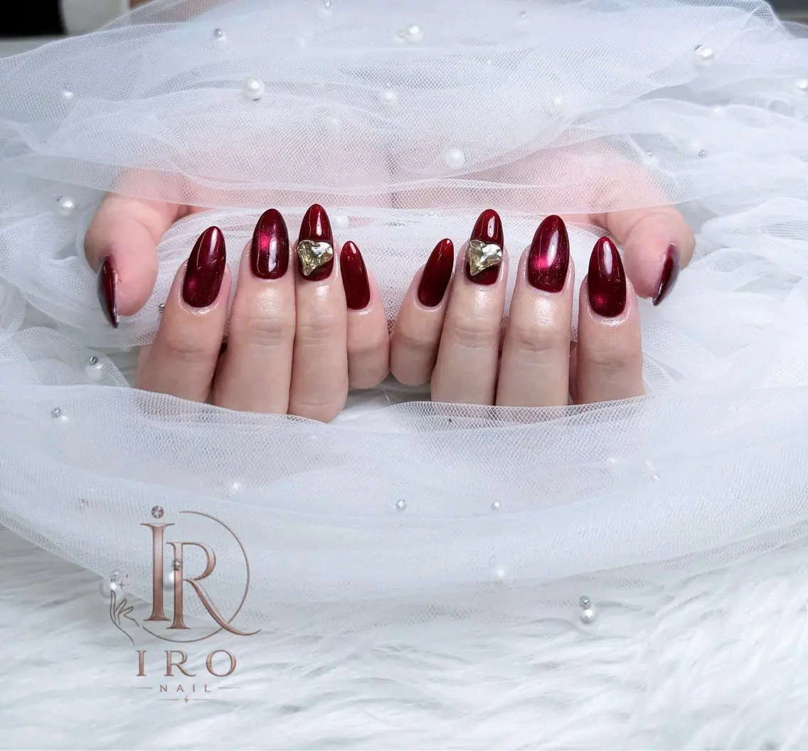 ネイル ハンドネイル IRO Nail Studioのネイルデザイン