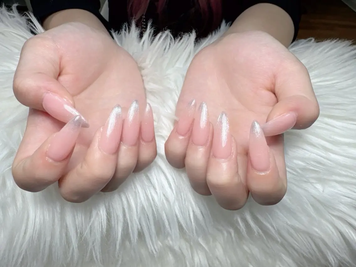 ネイル ブラウン フレンチネイル 韓国ネイル マグネットネイル ニュアンスネイル ハンドネイル ハンドケア Hara Nail 【持ち込みOK】のネイルデザイン