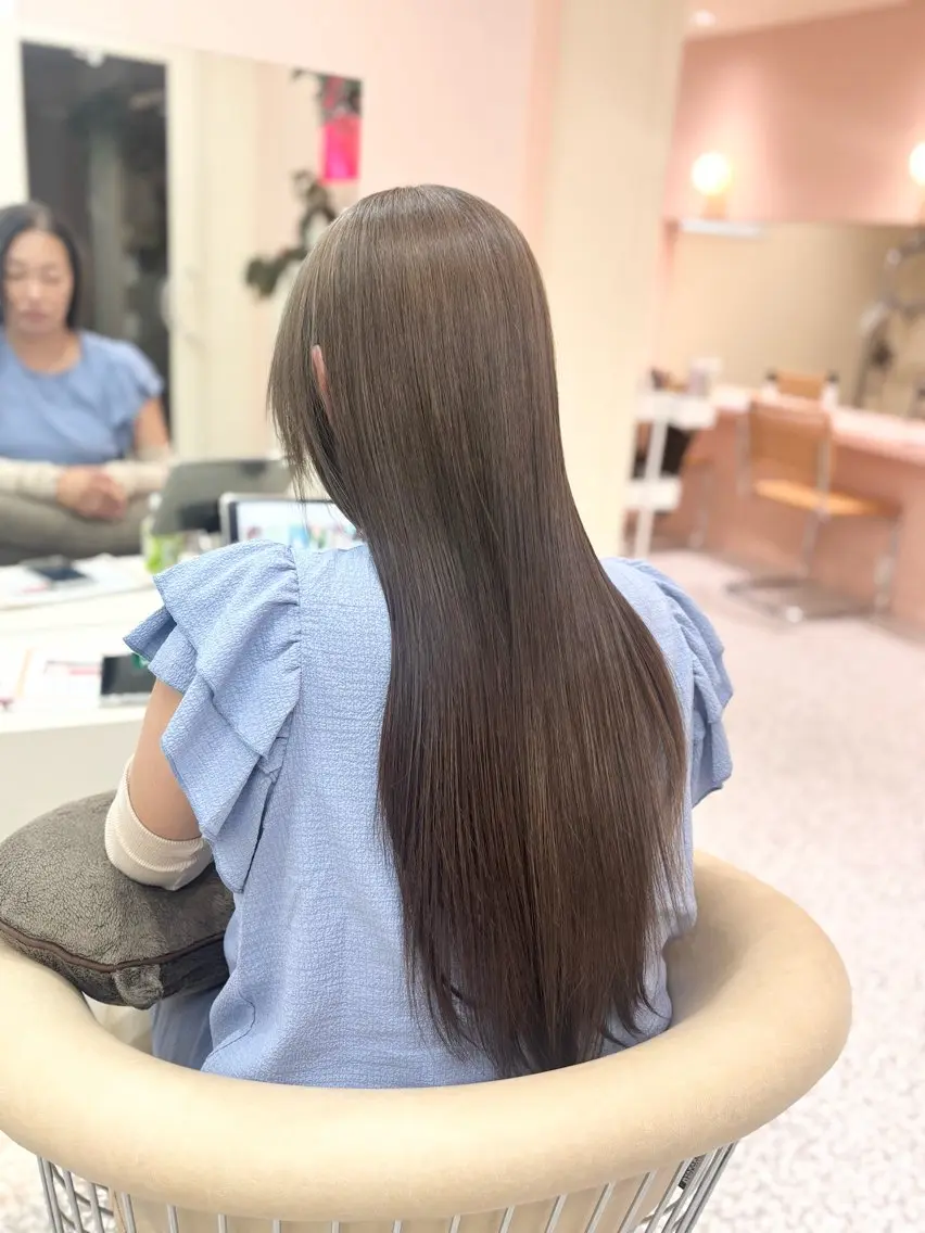 カラー ベージュカラー オリーブベージュ ヘアカラー 透明感カラー💫 白髪特化✨hinaのヘアスタイル