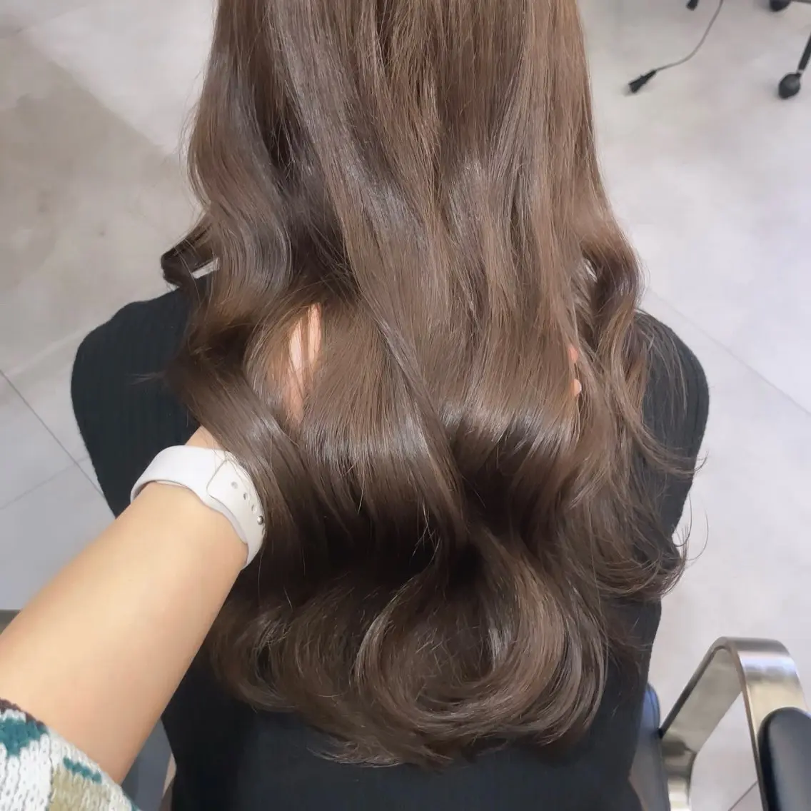 ロング カラー ブリーチ ブラウンカラー モカブラウン ブリーチなしカラー ヘアカラー Rui/透明感カラー 暖色/レイヤーカットのヘアスタイル