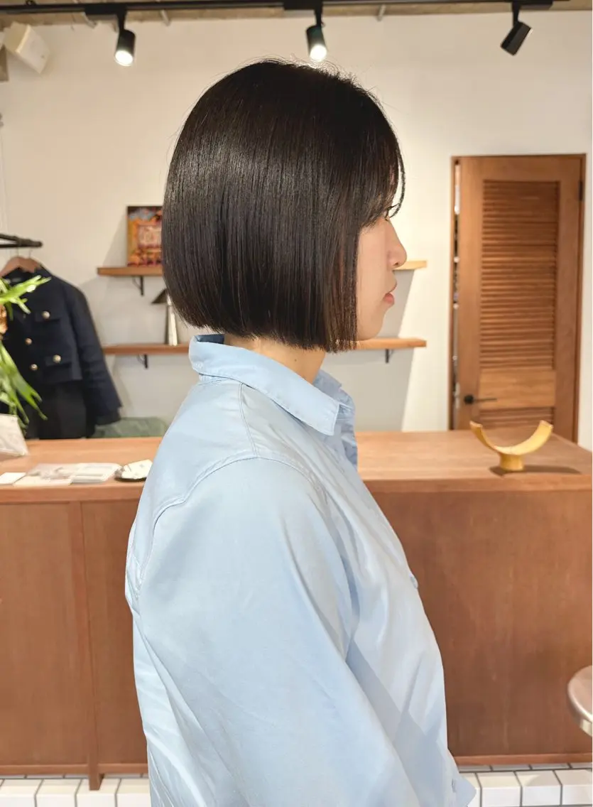 ミディアム 切りっぱなしボブ ボブ kaito /都立大学herのヘアスタイル