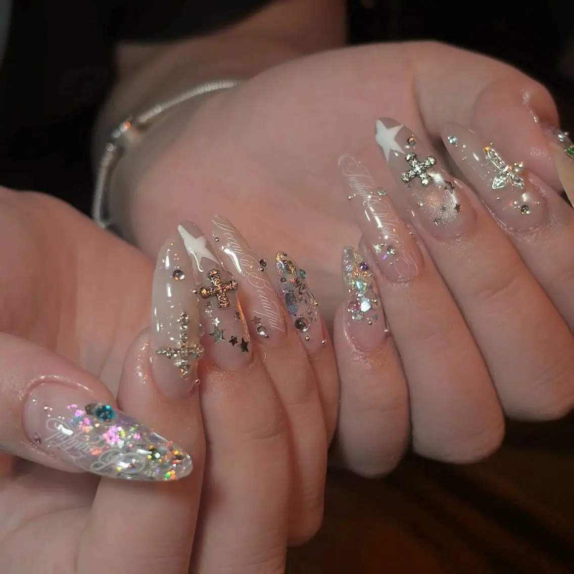 ネイル オーロラネイル 長さ出し フラッシュネイル フレンチネイル ジェルネイル ハンドネイル ハンドケア CiCi NailSalonのネイルデザイン