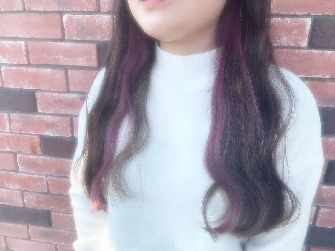 ロング カラー パープルカラー 工藤 萌香のヘアスタイル