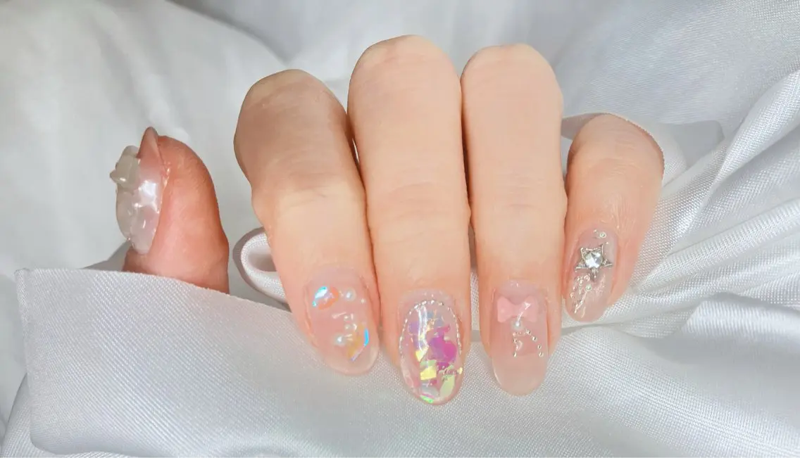 ネイル 高木 維麗絲のネイルデザイン