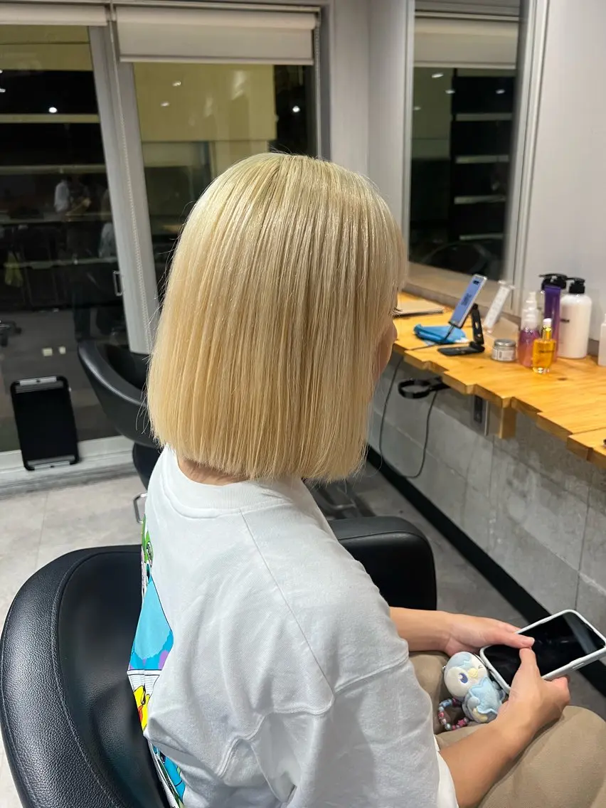 ショート カラー ヘアカラー トリートメント NANAMI🩵 大人可愛い韓国ヘアのヘアスタイル
