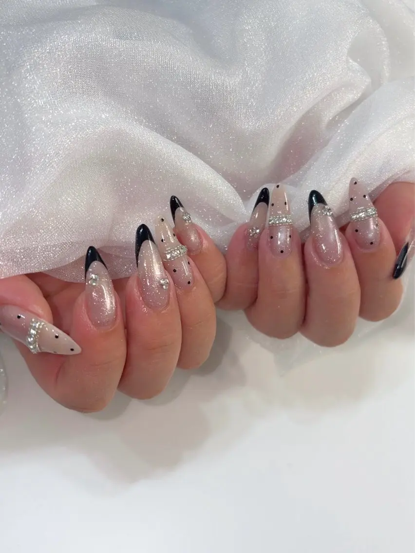 ネイル ハンドネイル . Natsumiのネイルデザイン