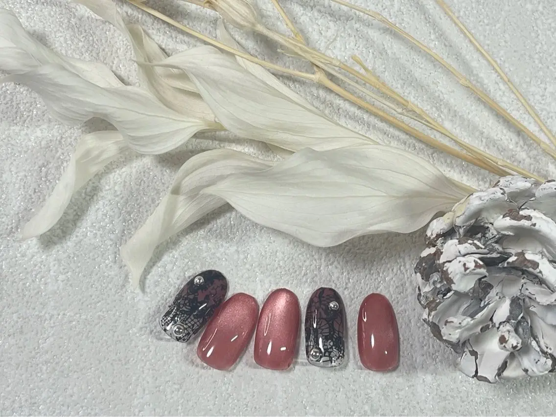 ネイル オーロラネイル フットネイル フレンチネイル ジェルネイル マグネットネイル ハンドネイル kiki nail &brow二子玉川のネイルデザイン