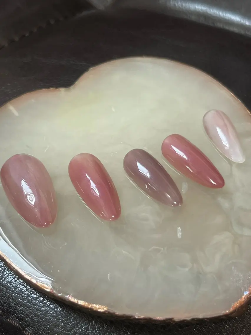 ネイル ニュアンスネイル ワンカラーネイル ハンドネイル 〜Pearl me〜 Michiのネイルデザイン