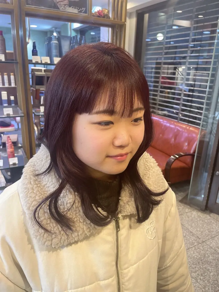 セミロング カラー asano yuiのヘアスタイル