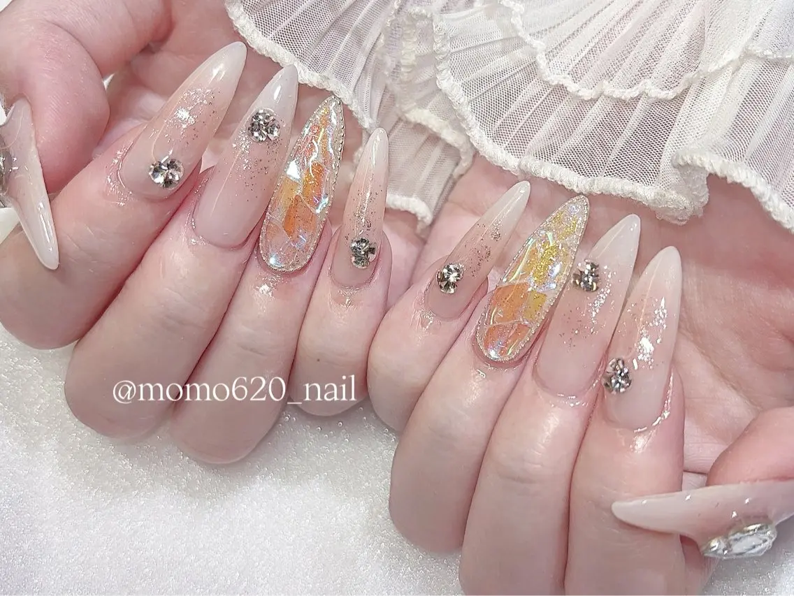ネイル チークネイル ハンドネイル フットネイル momoka🤍 四ツ橋のネイルデザイン