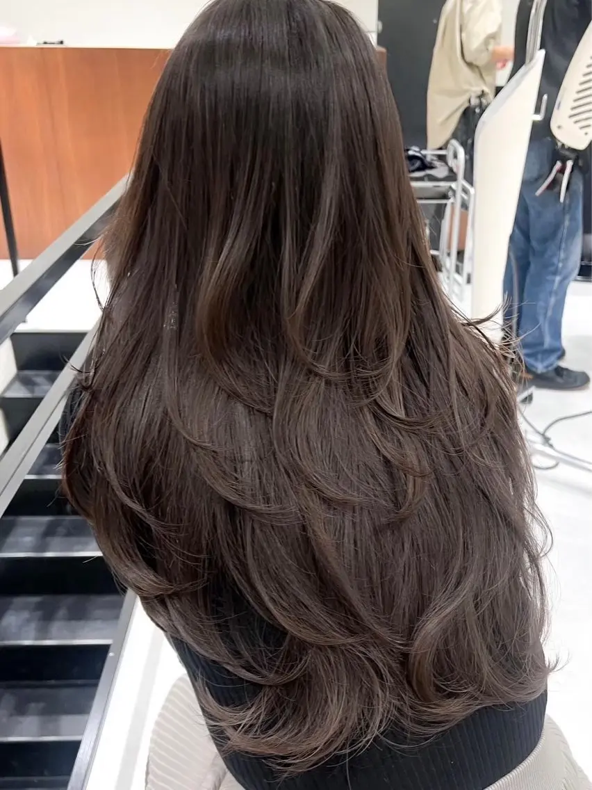 ミディアム カラー ヘアカラー 艶髪透明感カラー / まあやのヘアスタイル
