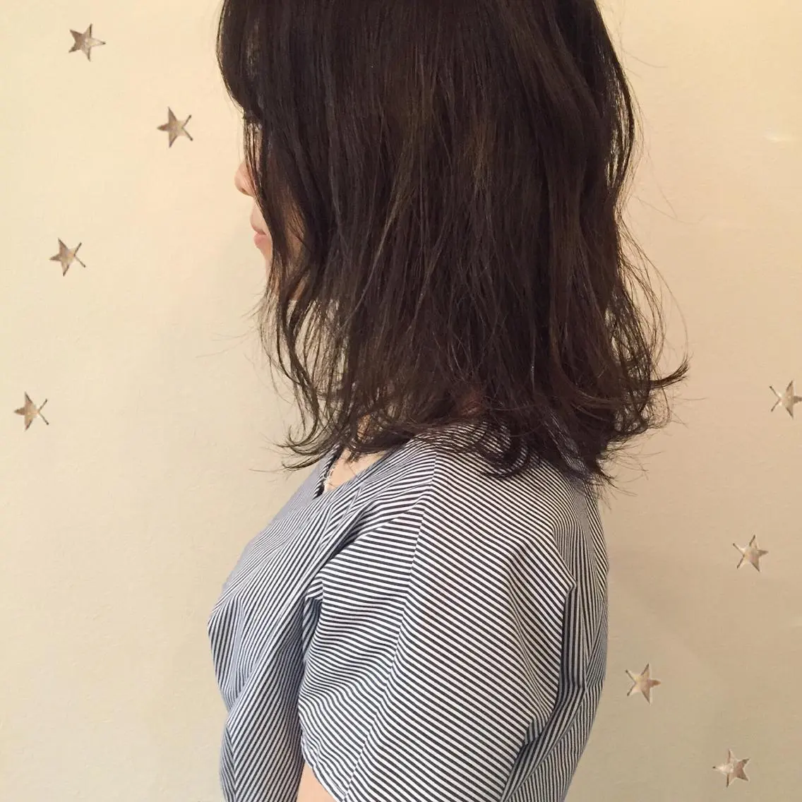 ミディアム 市川 千夏のヘアスタイル