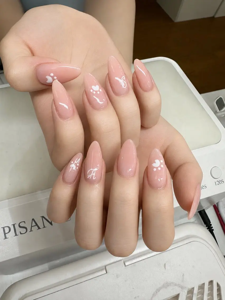 ネイル MIKA RUBY NAIL SLONのネイルデザイン