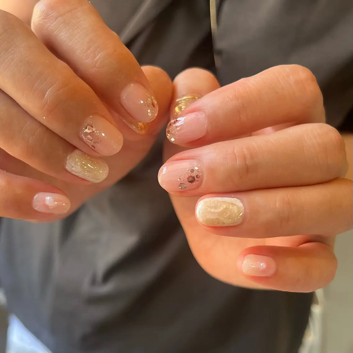 ネイル ハンドネイル フットネイル akari .のネイルデザイン