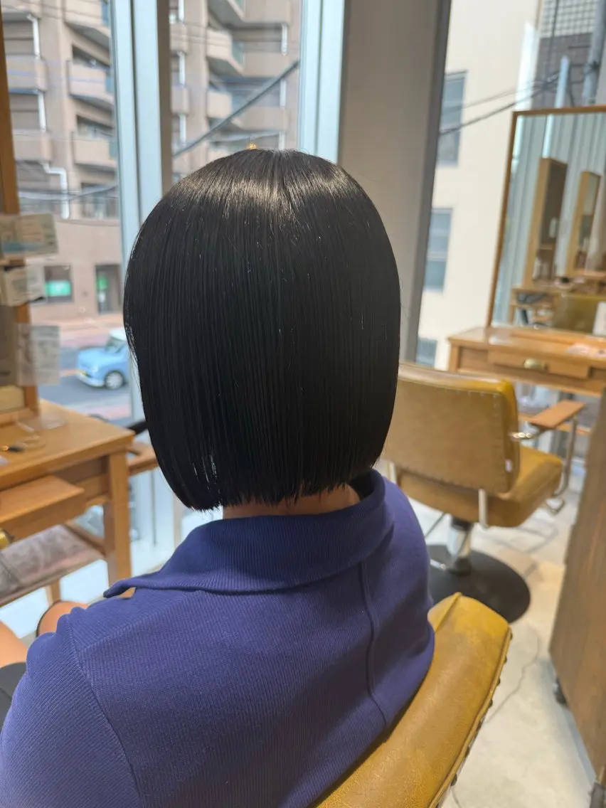 ショート カラー カット ヘアカラー トリートメント 鈴木弥月/大人ボブ× 透明感カラーのヘアスタイル