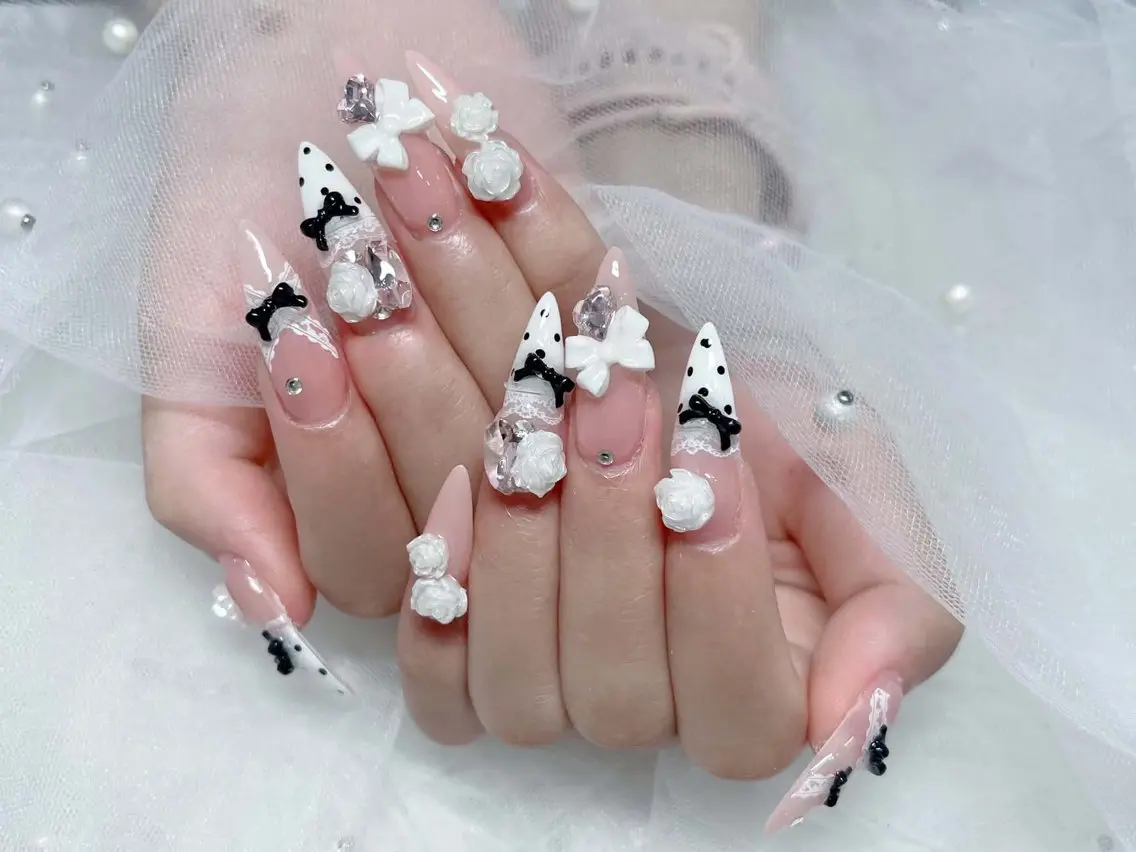 ネイル Mi nailsのネイルデザイン