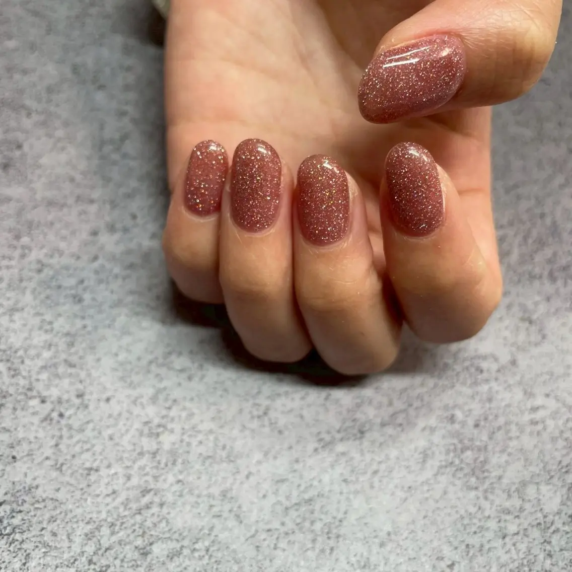 ネイル reyel🦋 makiのネイルデザイン
