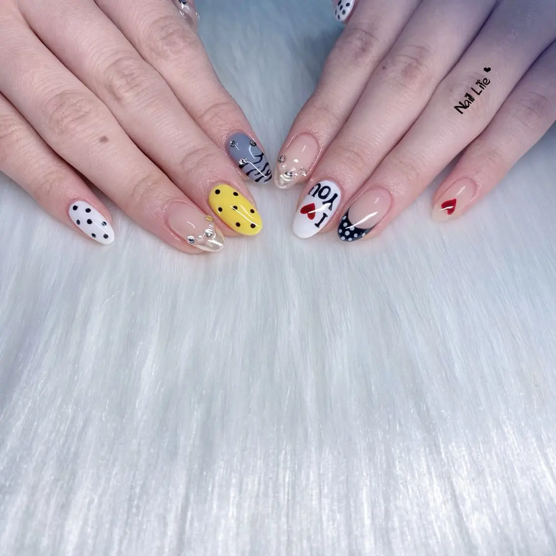 ネイル アートネイル バレンタイン Nail Lifeのネイルデザイン
