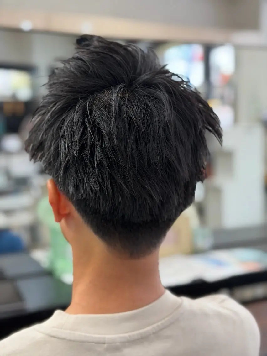 ショート メンズ 🌙𝑳𝑼𝑵𝑨 工藤/メンズ特化のヘアスタイル