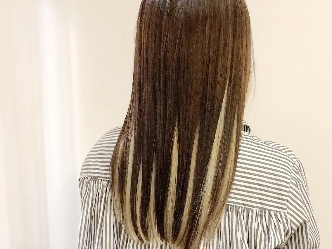 セミロング タカハシ ハヤトのヘアスタイル