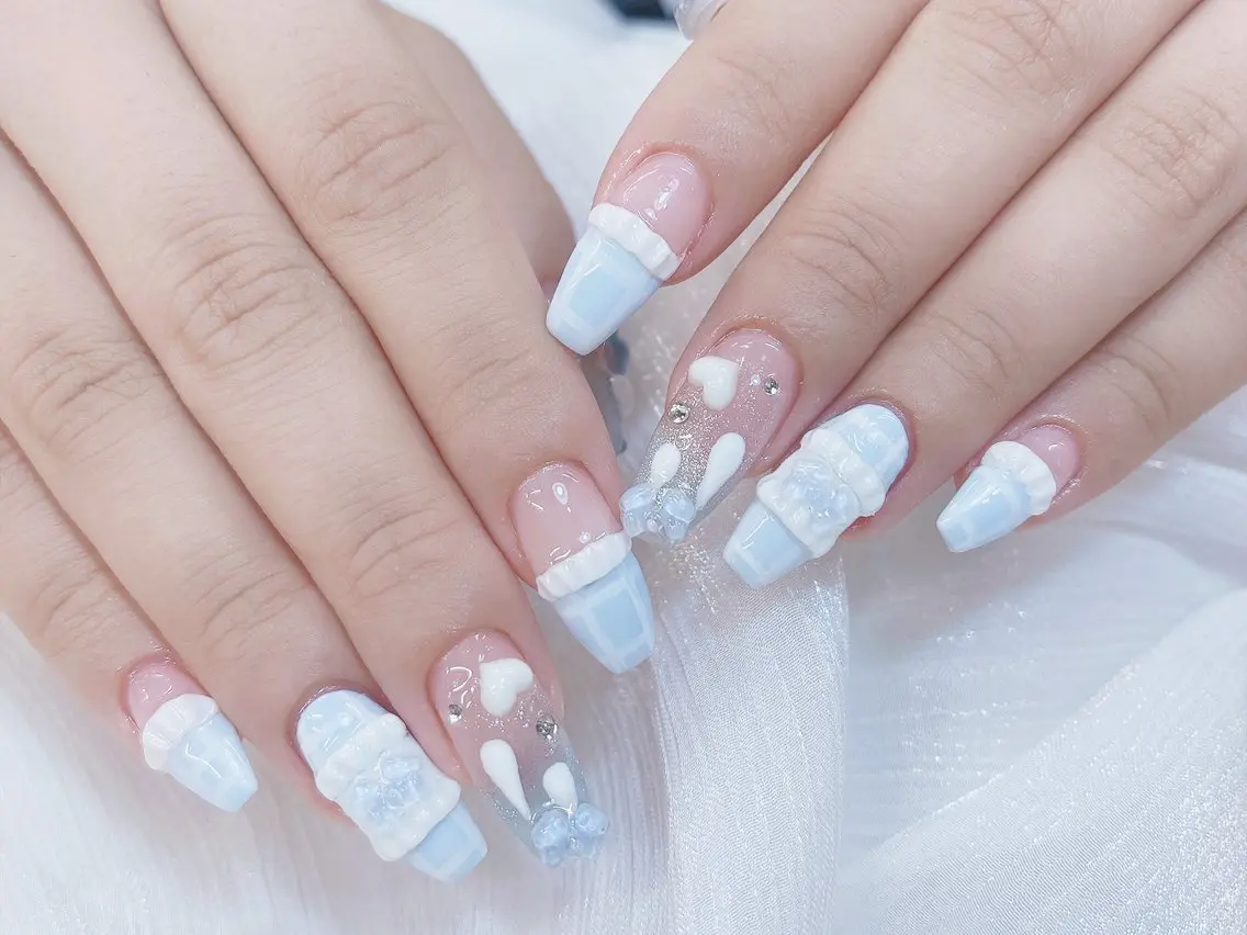 ネイル チークネイル 成人式 フレンチネイル グラデーション 氷ネイル・うるうるネイル ハンドネイル DUO   MI nail salonのネイルデザイン