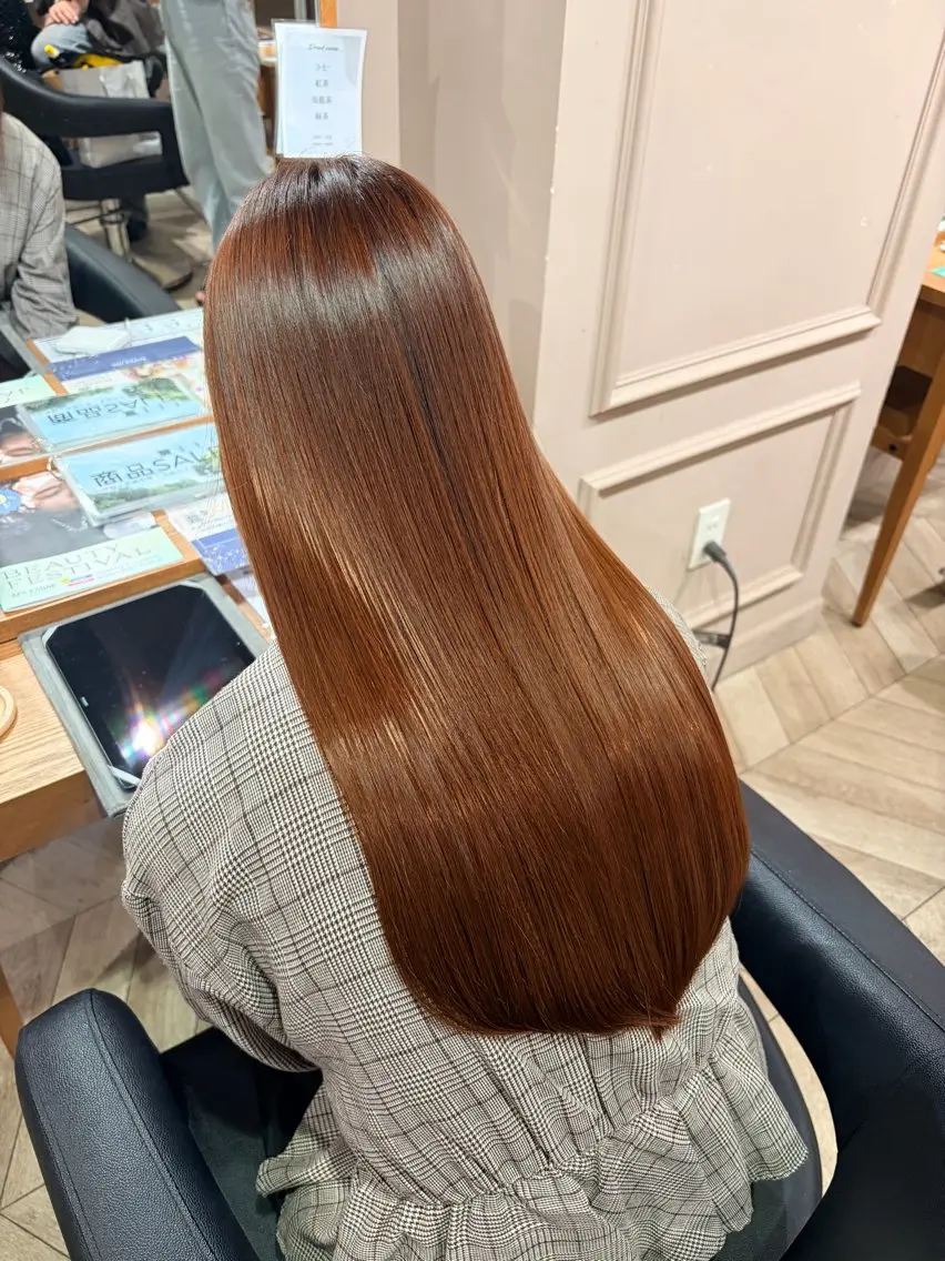 ロング 松本 真実のヘアスタイル